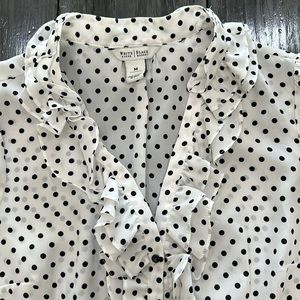 White House Black Market short sleeve polka dot shirt